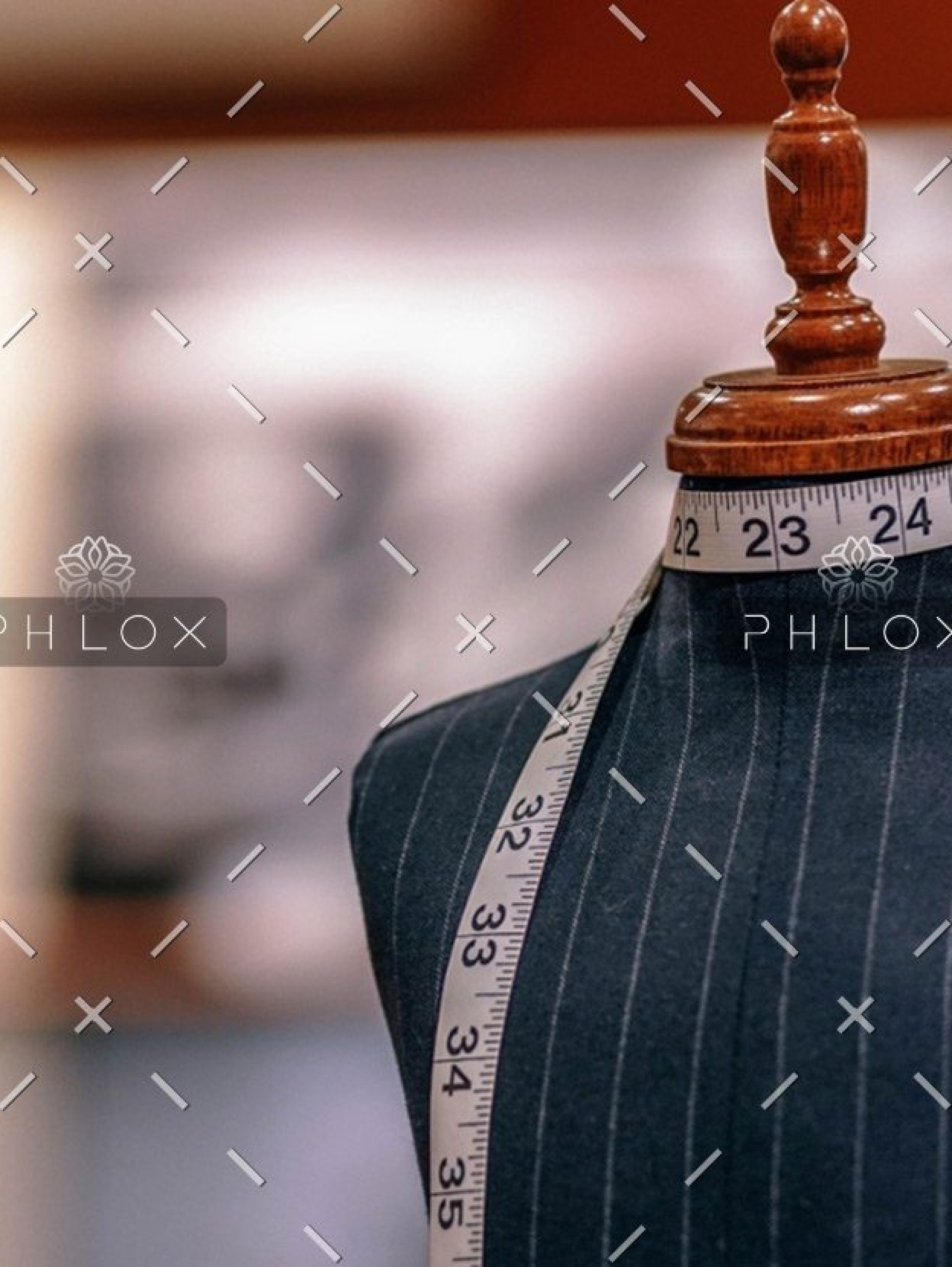 demo-attachment-69-mannequin-2566559