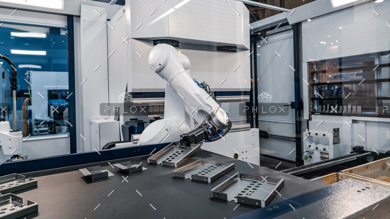 demo-attachment-110-robotic-arm-modern-industrial-technology-DUCYZJ7